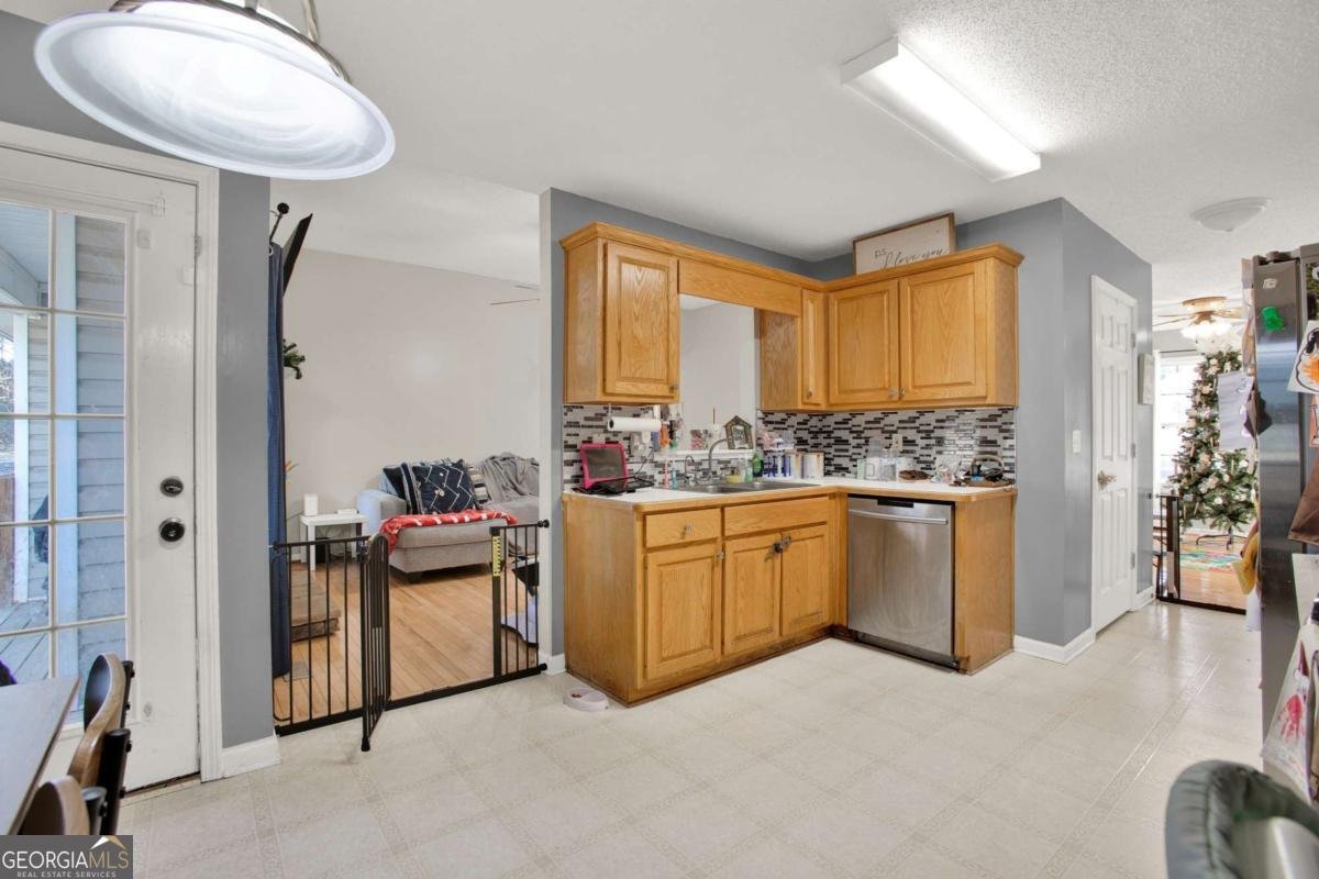 101 Twin Oaks Drive Calhoun - Photo 17