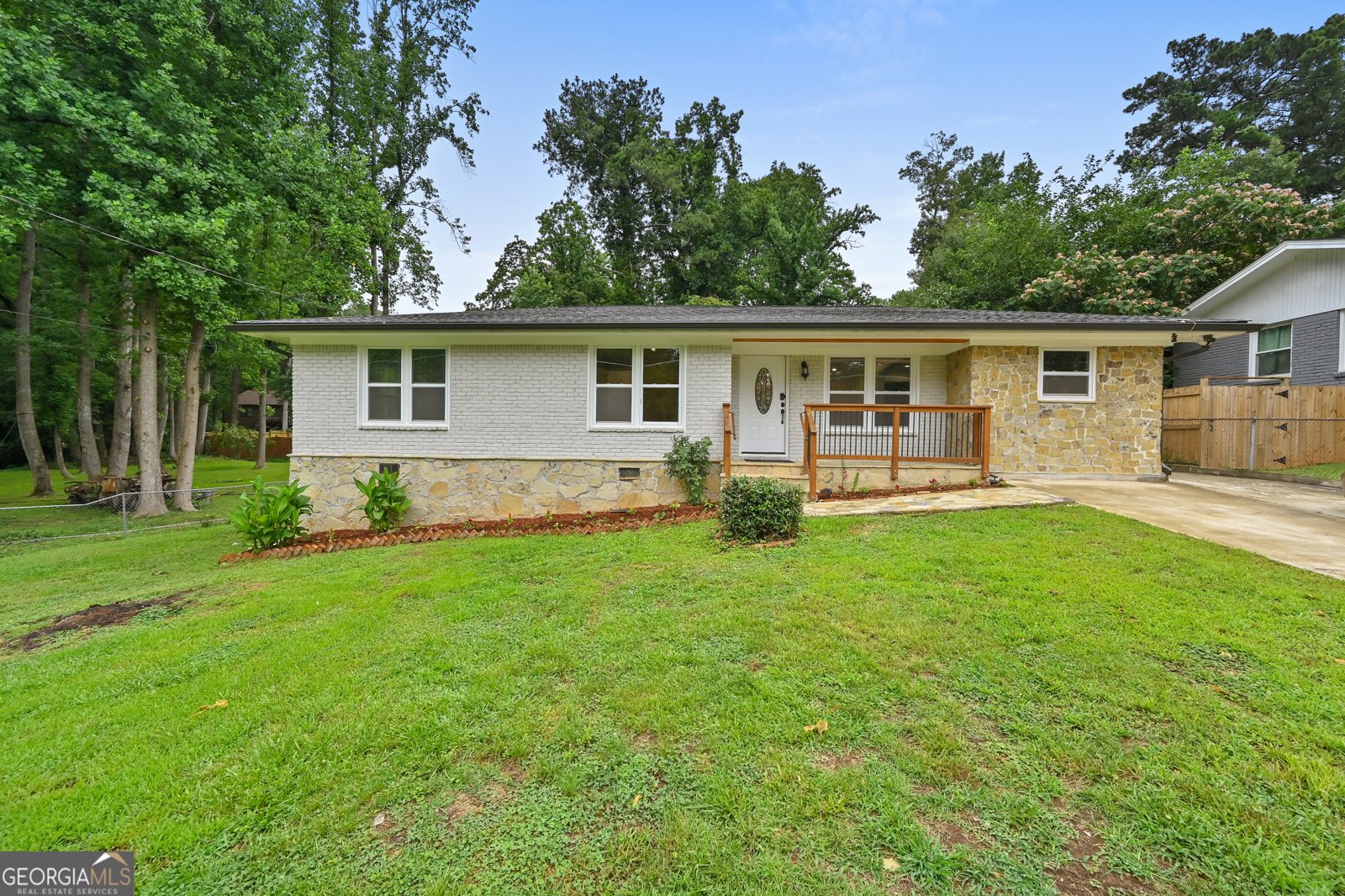 1752 Atherton Drive Decatur - main photo