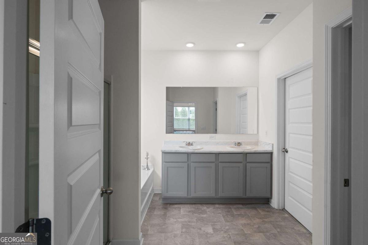 245 Canberra Way Locust Grove - Photo 11