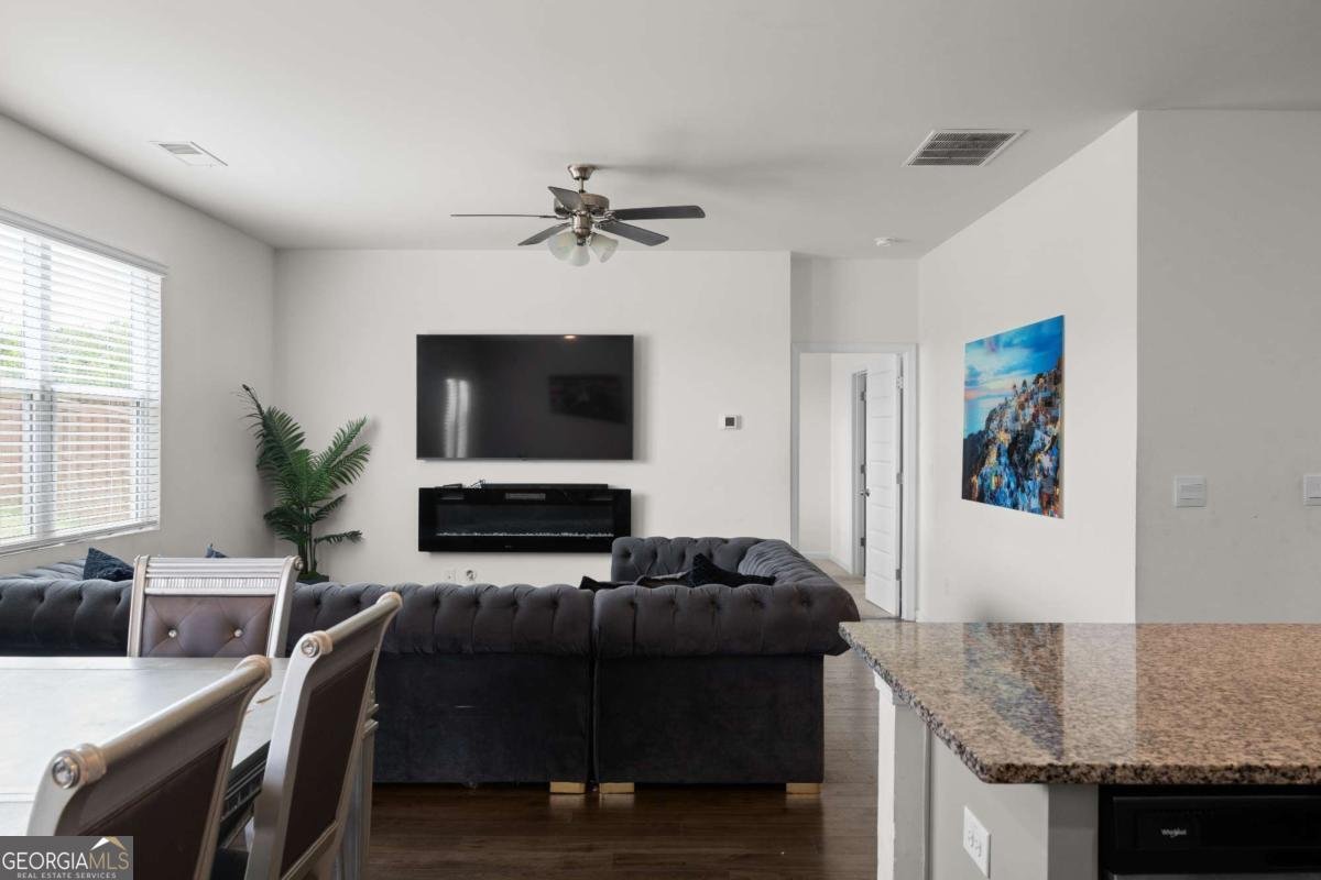 245 Canberra Way Locust Grove - Photo 8