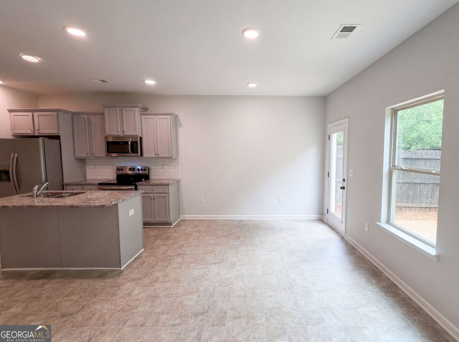 5053 Pioneer Parkway McDonough - Photo 8