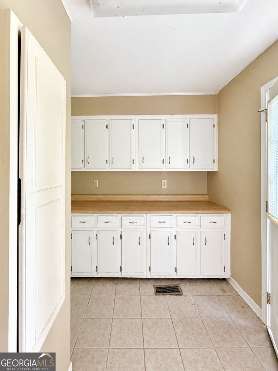 677 Bankshire Drive Suwanee - Photo 12
