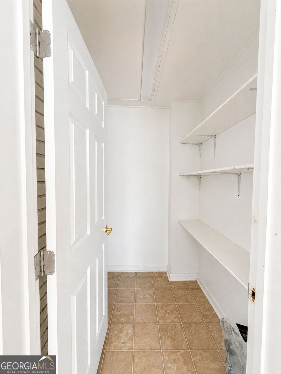 677 Bankshire Drive Suwanee - Photo 18