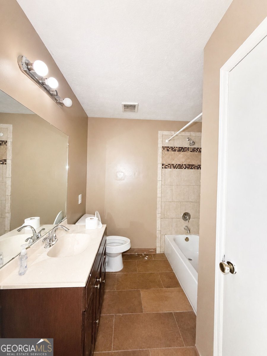 677 Bankshire Drive Suwanee - Photo 23