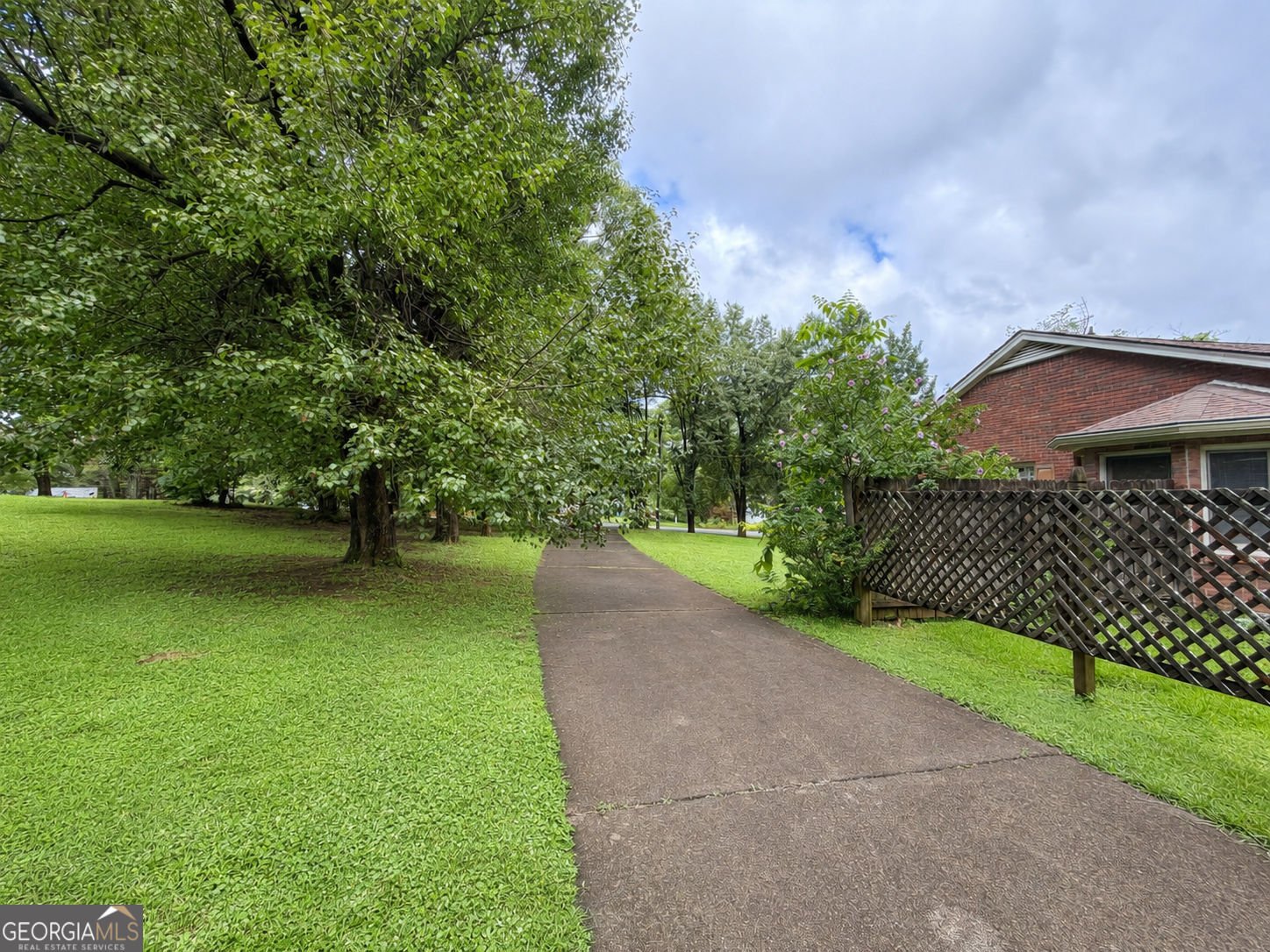 677 Bankshire Drive Suwanee - Photo 27