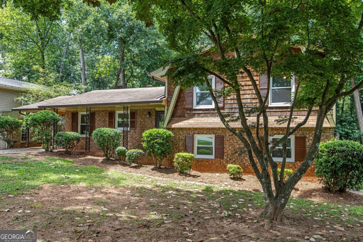 3894 Maplewood Drive Decatur - main photo