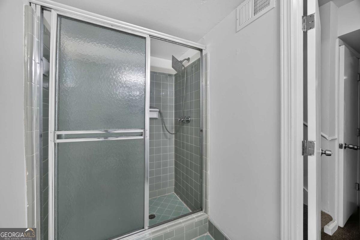 3894 Maplewood Drive Decatur - Photo 12