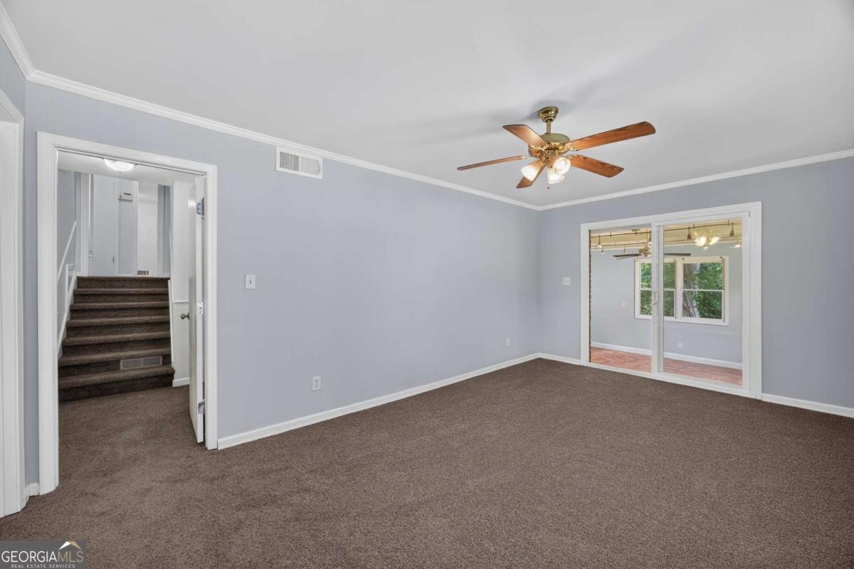 3894 Maplewood Drive Decatur - Photo 8