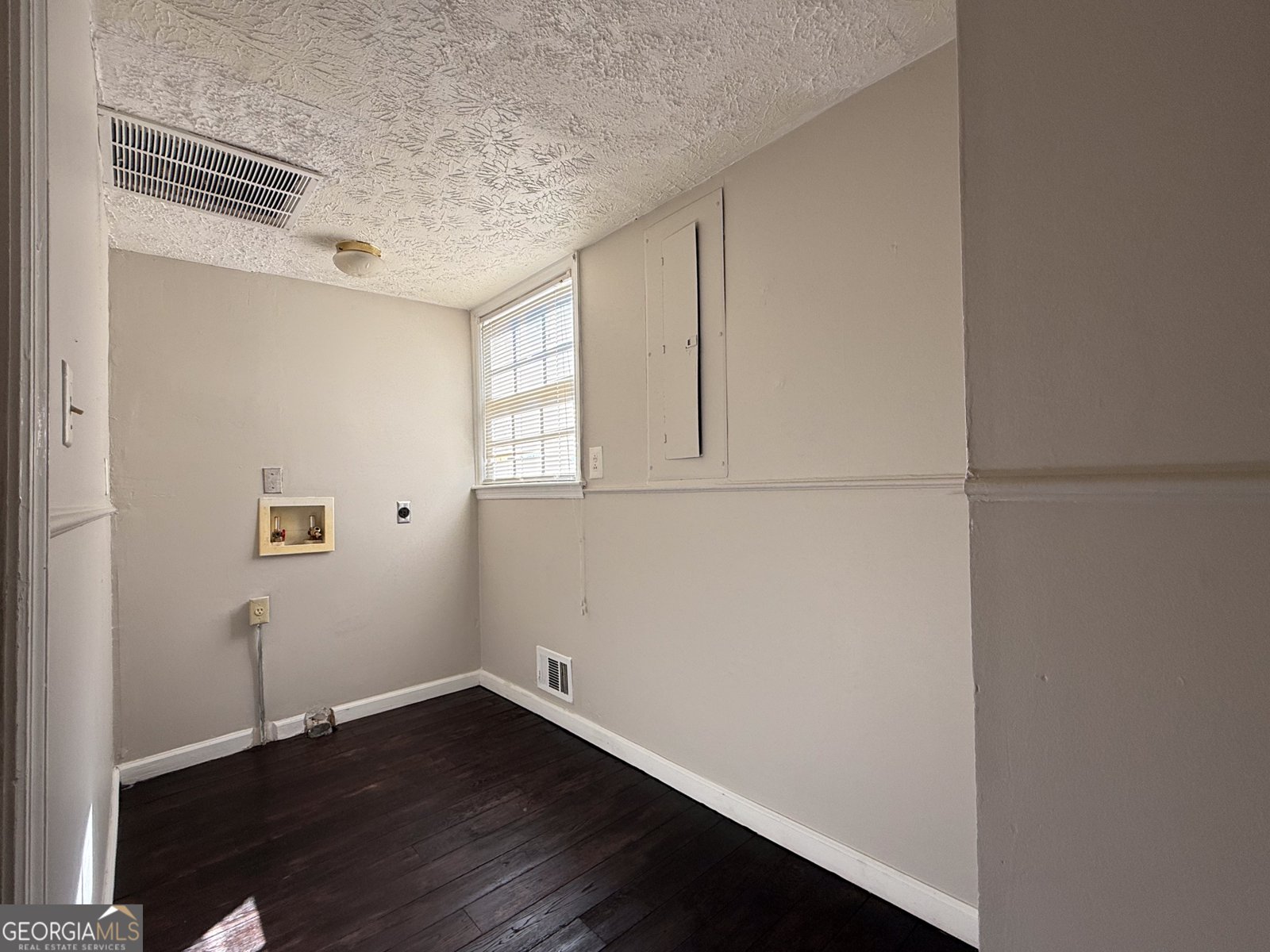 1675 Lake Lucerne Road Lilburn - Photo 8