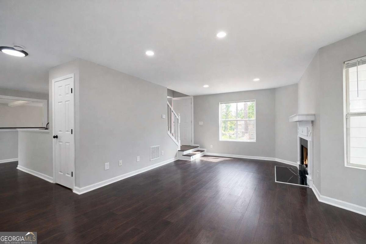 5356 Biffle Road Stone Mountain - Photo 6