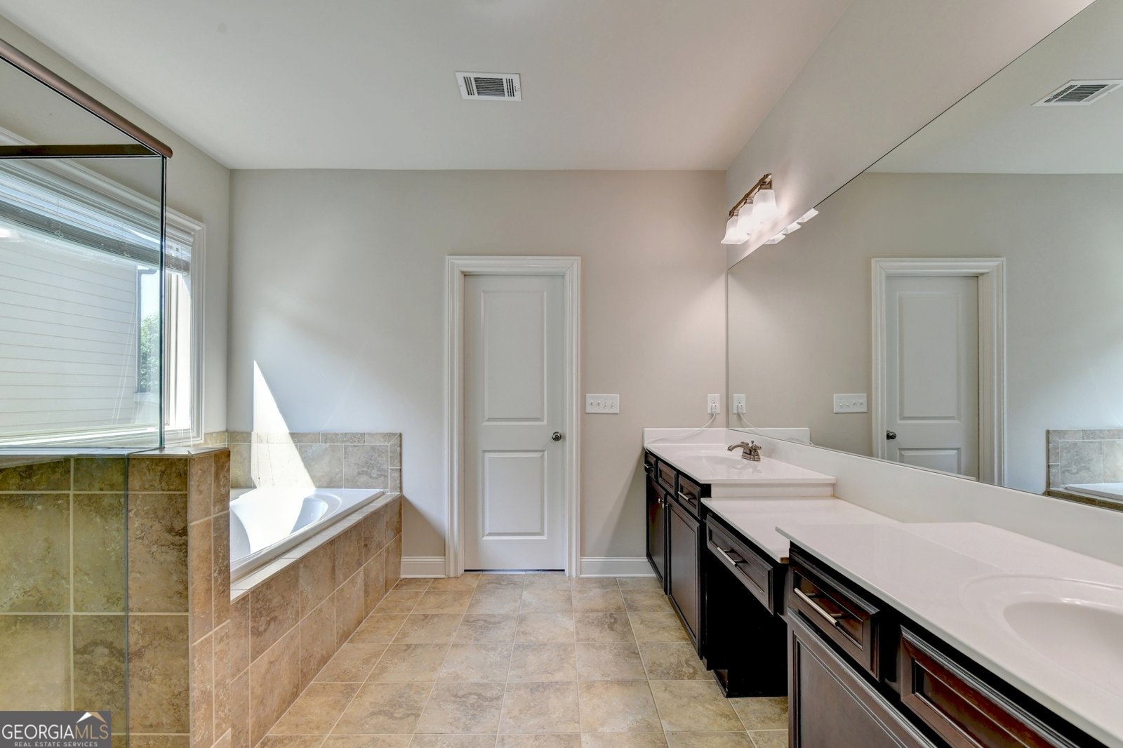 4922 Park Vale Drive Buford - Photo 48