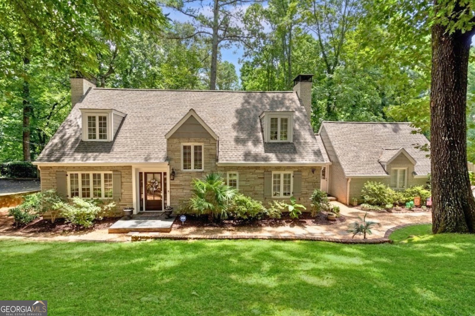 34 River Park Drive Sandy Springs - main photo