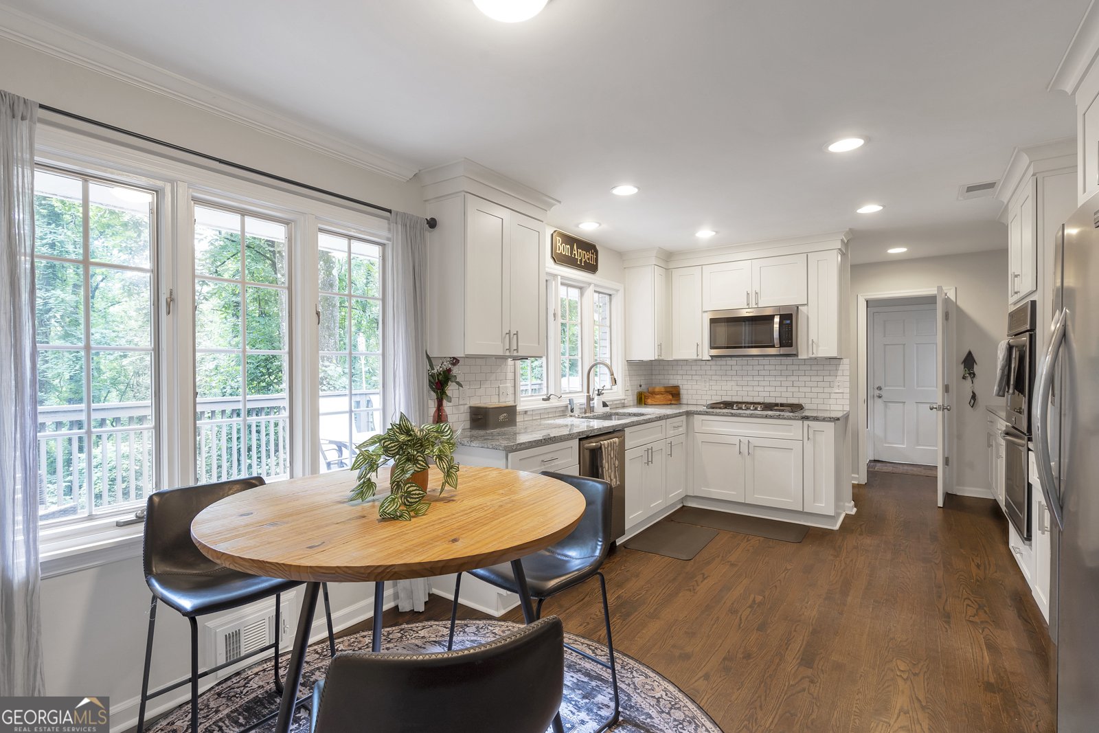 34 River Park Drive Sandy Springs - Photo 12