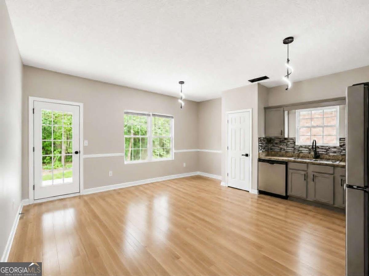 136 Astilbe Meadow Drive Locust Grove - Photo 11