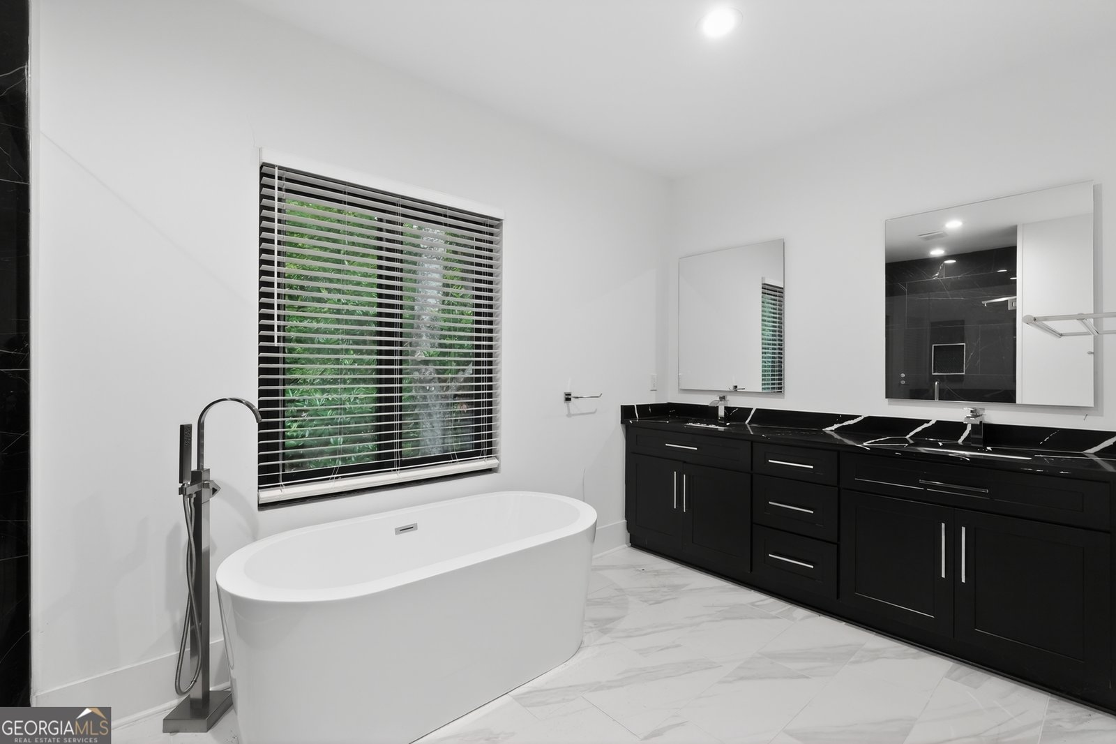5285 Mount Vernon Parkway Sandy Springs - Photo 17