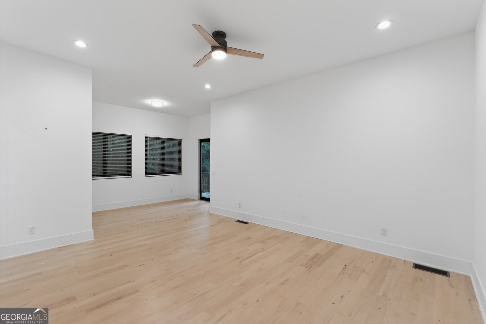 5285 Mount Vernon Parkway Sandy Springs - Photo 9