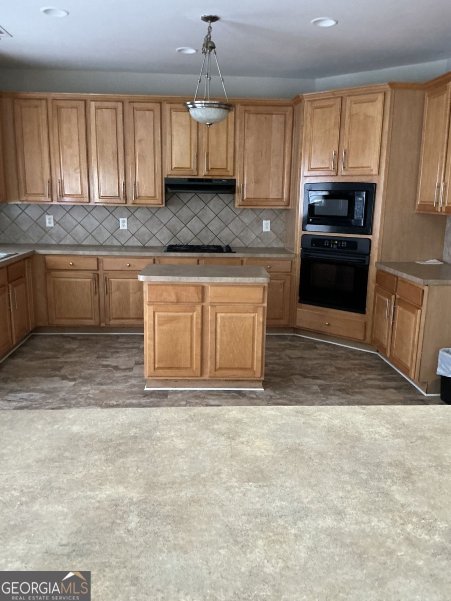 2294 Willow Shade Court Loganville - Photo 10
