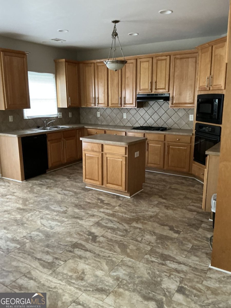2294 Willow Shade Court Loganville - Photo 11