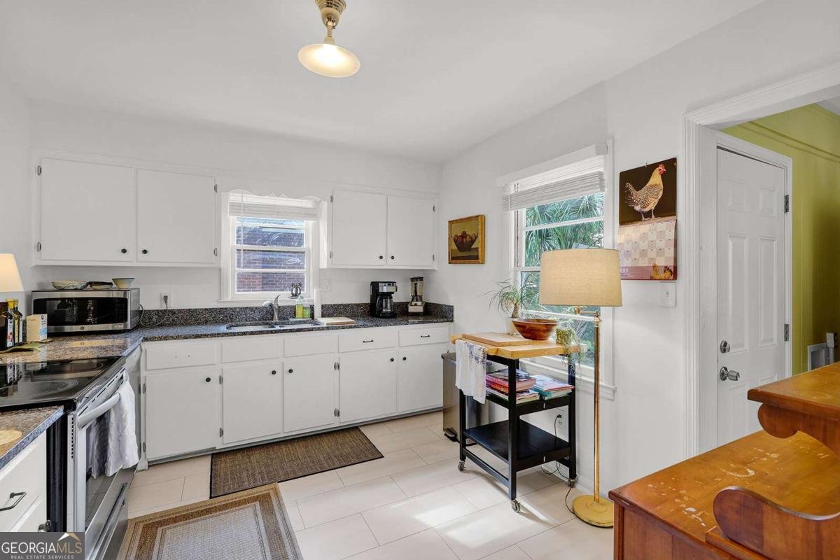 1423 40Th Street Savannah - Photo 10