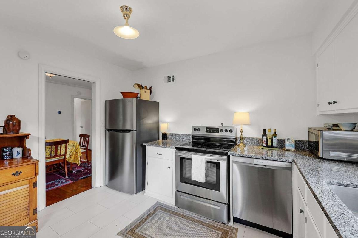 1423 40Th Street Savannah - Photo 12