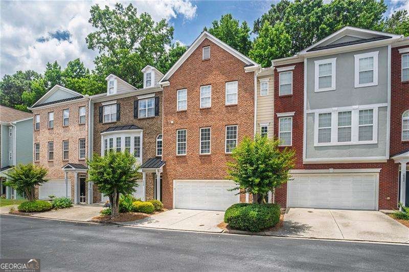 2960 Wintercrest Drive Atlanta - main photo