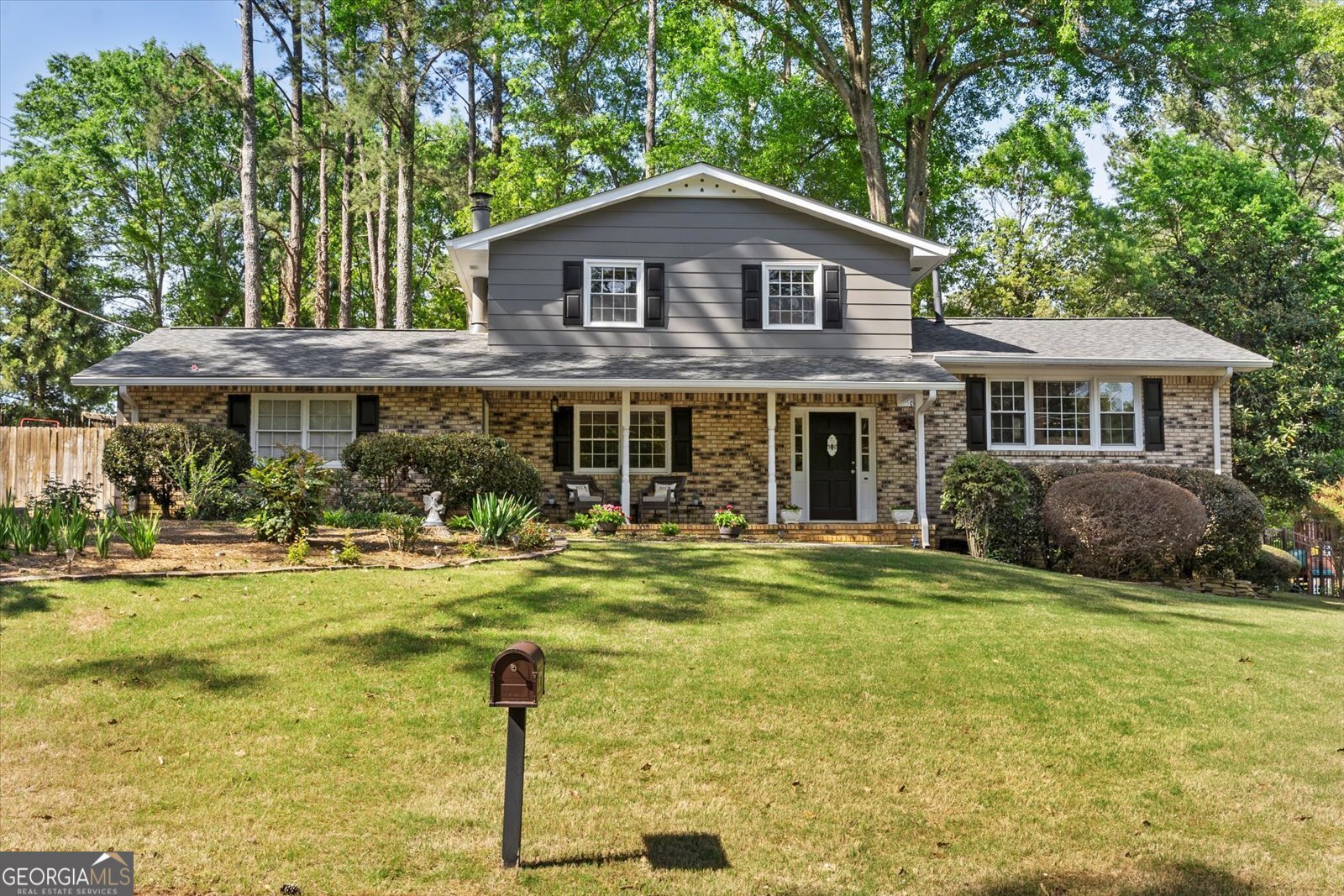 2707 Gettysburg Lane Marietta - main photo