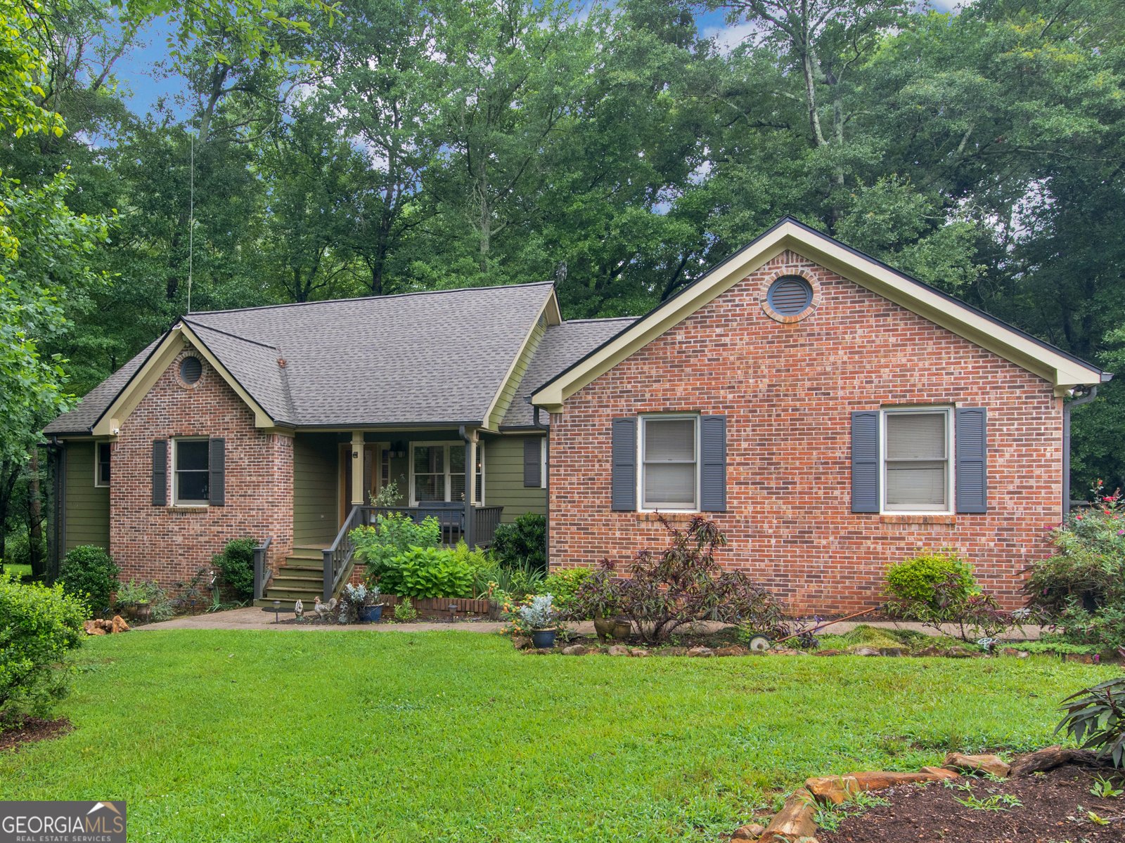 330 Lake Ridge Court McDonough - main photo