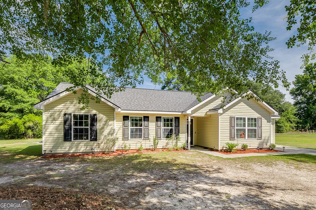 196 Walker Drive Guyton - main photo