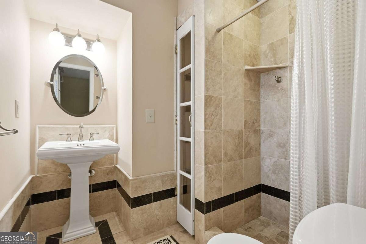2033 Riverwood Drive Gainesville - Photo 13