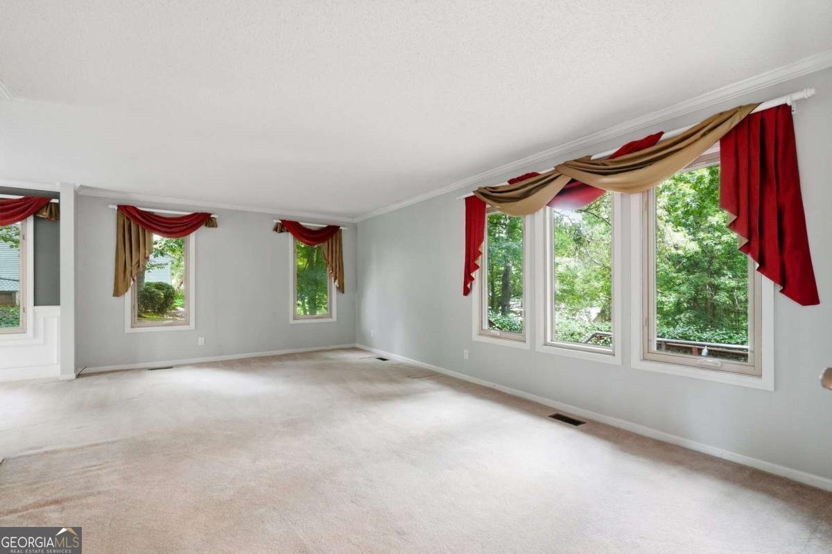 2033 Riverwood Drive Gainesville - Photo 8