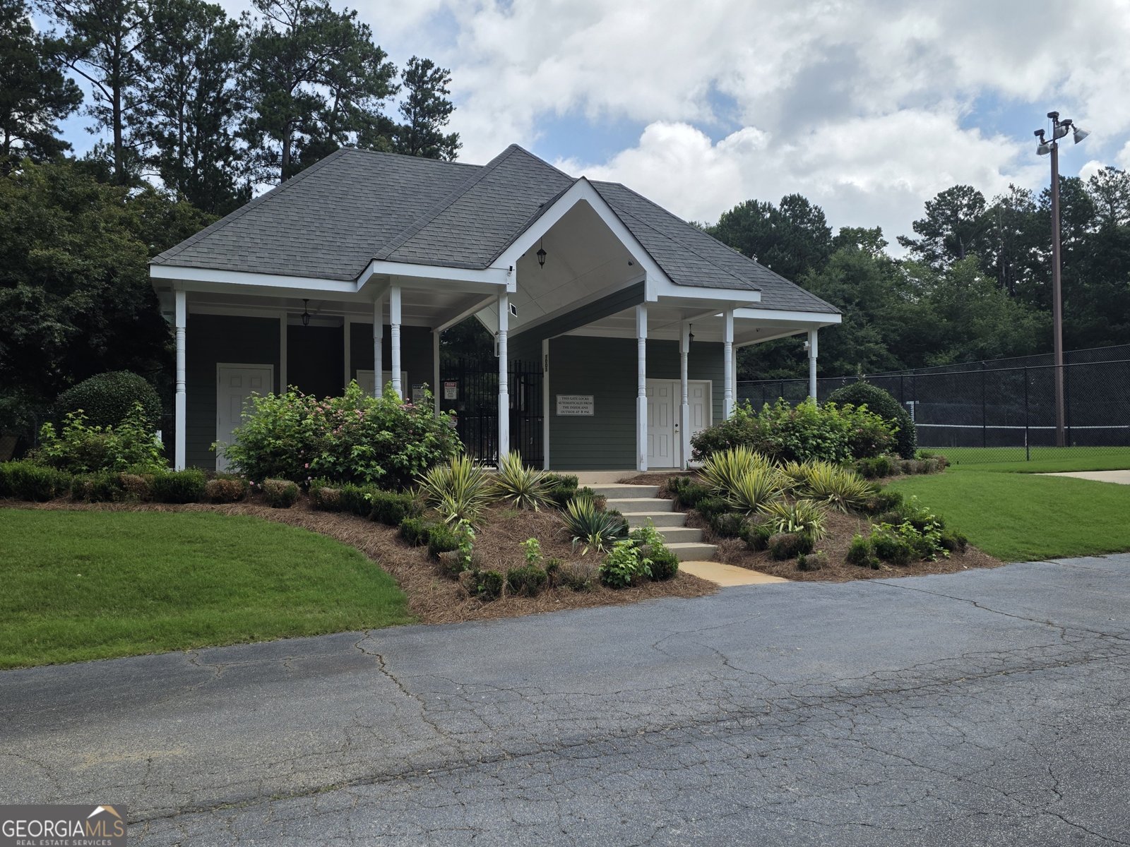 1048 Crown River Parkway McDonough - Photo 35