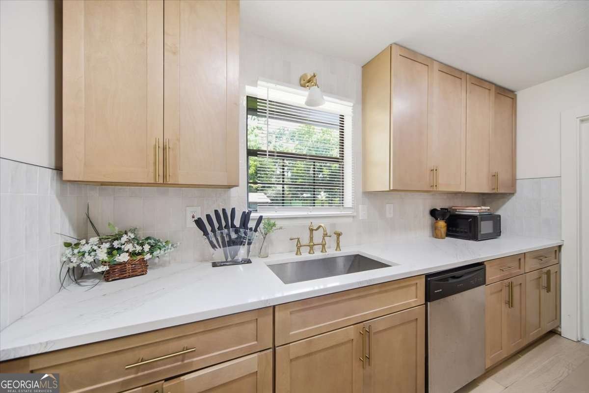 1721 Austin Road Decatur - Photo 12