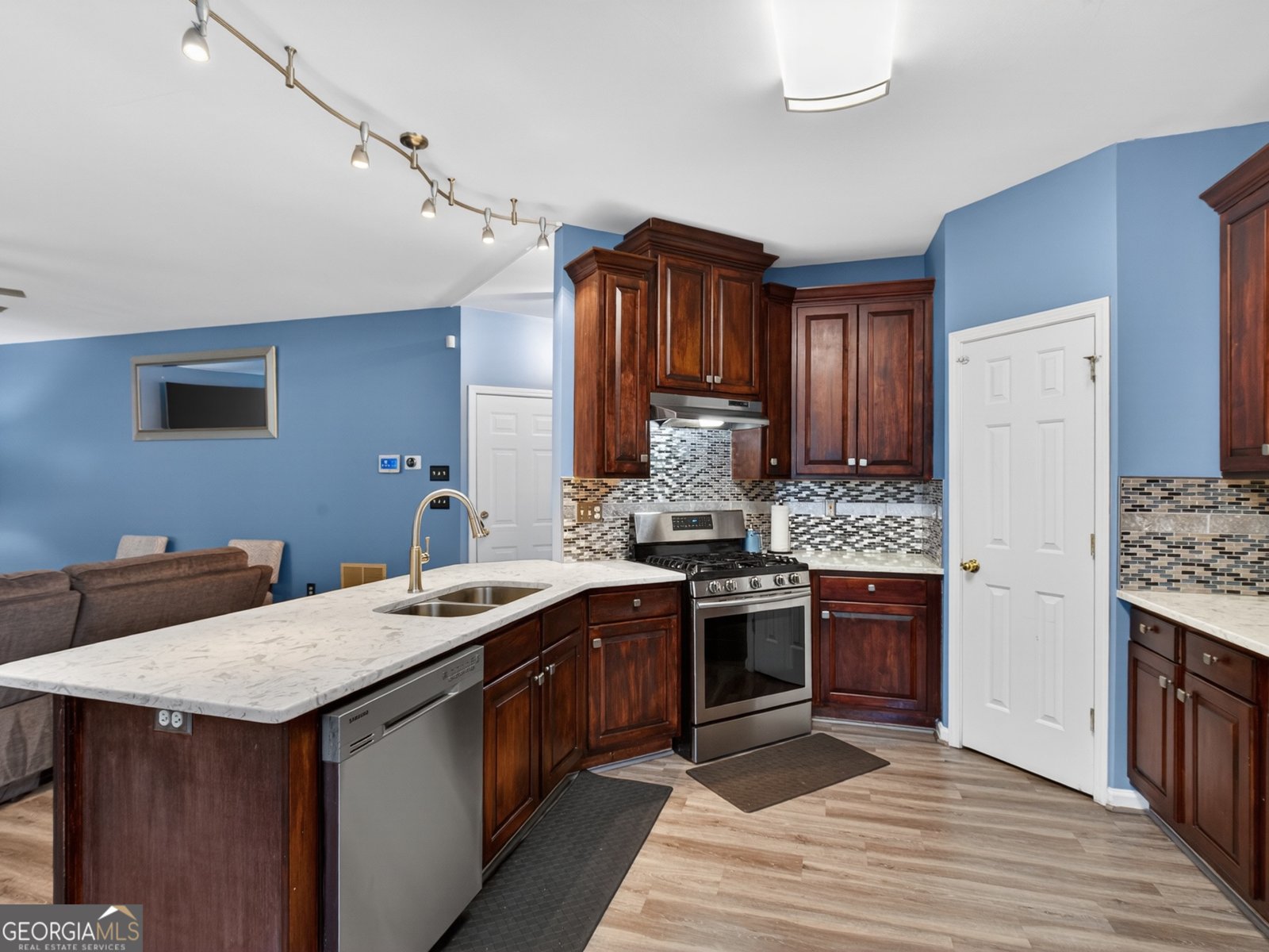 807 Edgeley Lane Lawrenceville - Photo 18