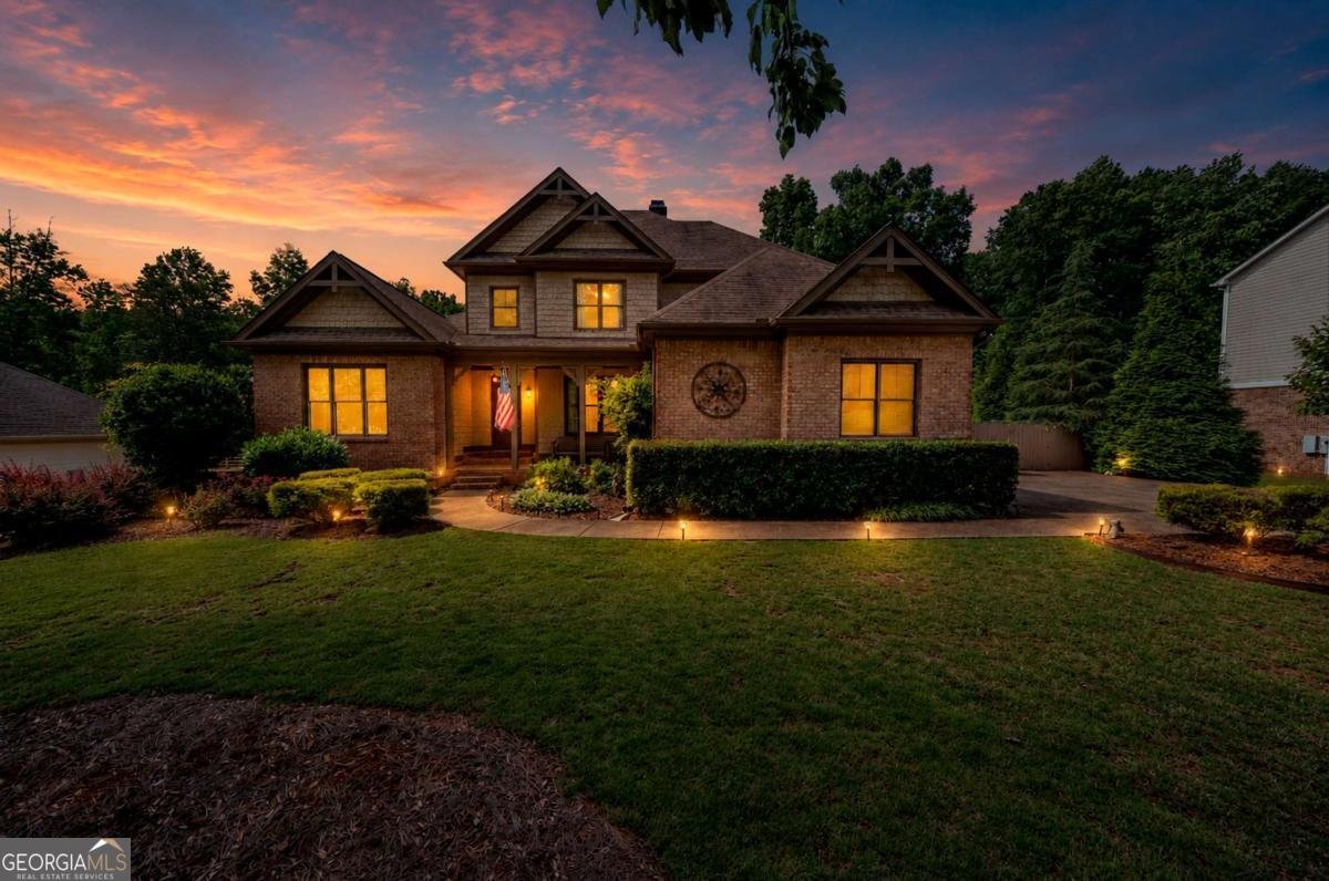 7530 Wandering Oak Way Cumming - main photo