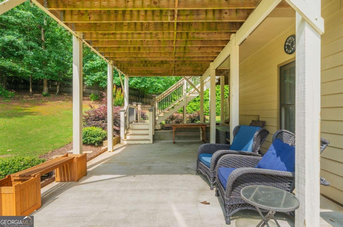 7530 Wandering Oak Way Cumming - Photo 9