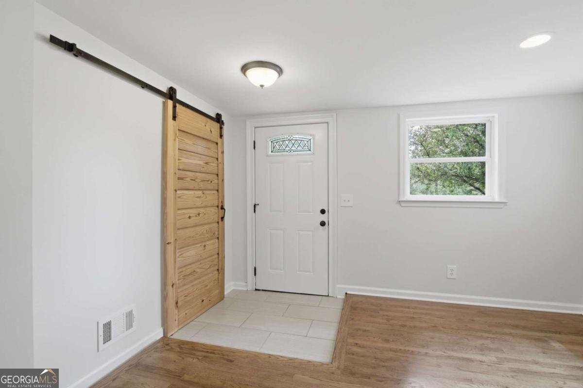 6815 Bannister Road Cumming - Photo 10
