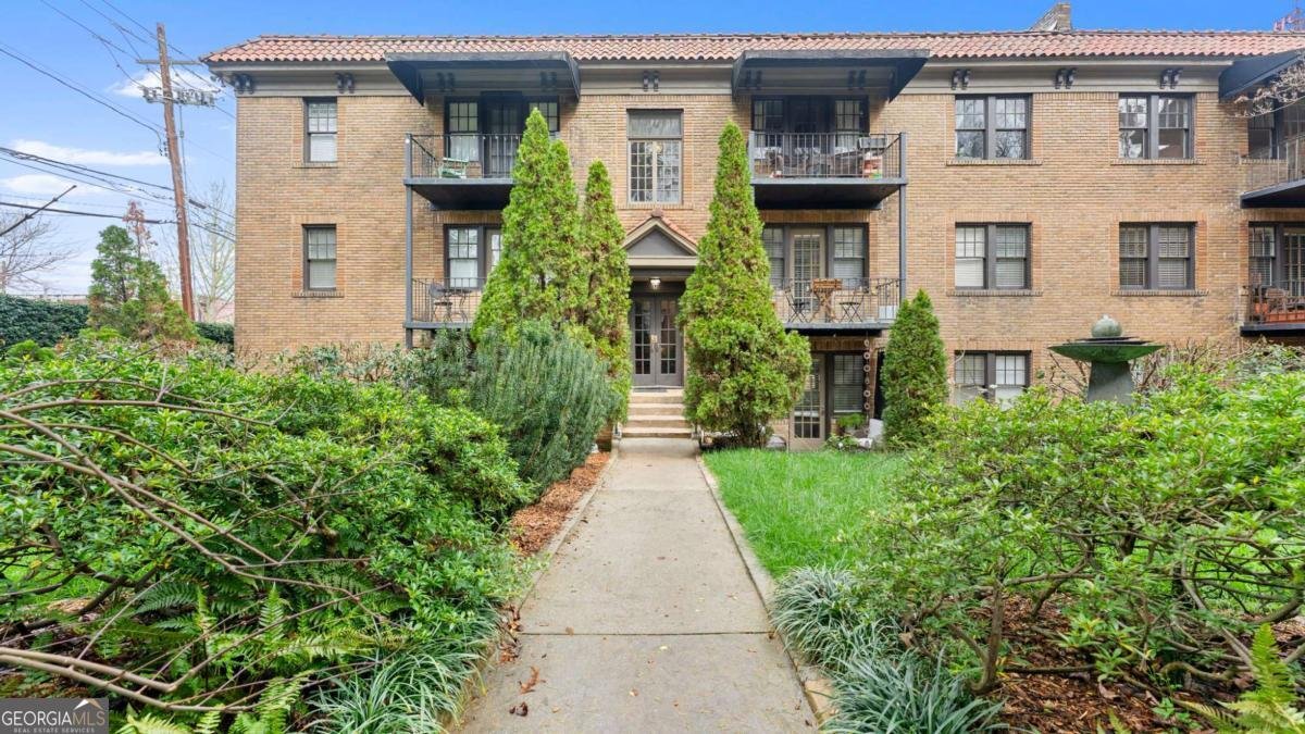 677 Somerset Terrace Atlanta - main photo