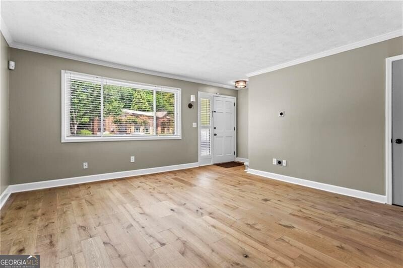 120 Biscayne Drive Atlanta - Photo 7