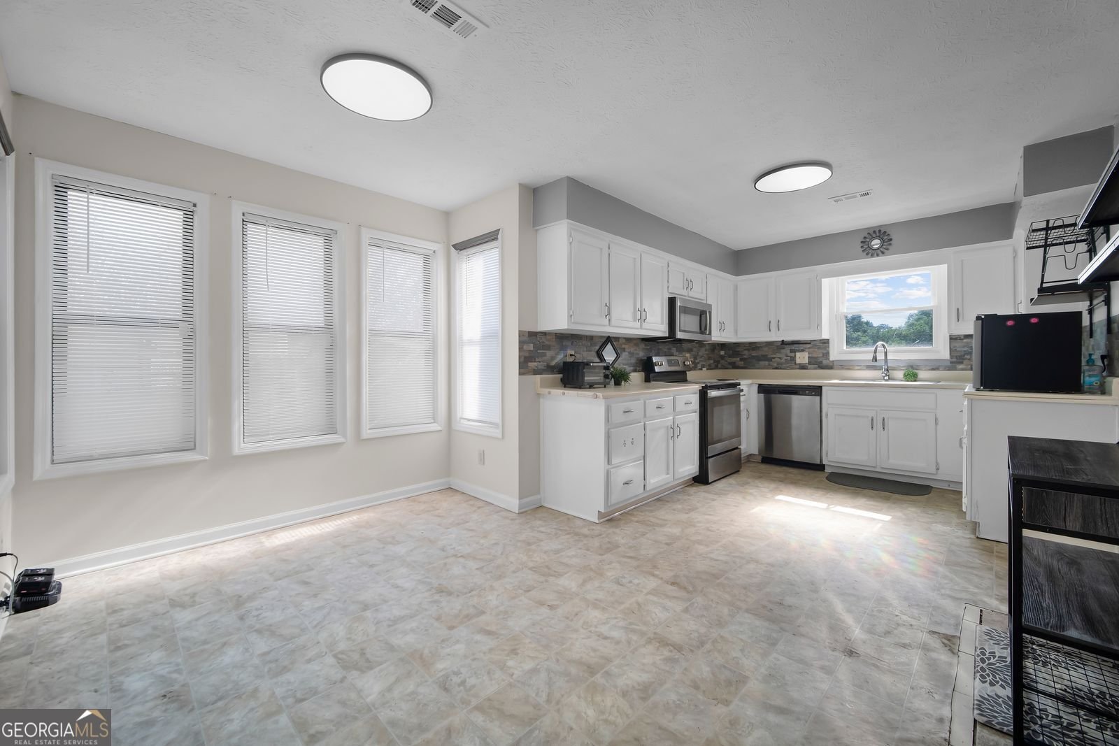 8883 Peppertree Drive Jonesboro - Photo 16
