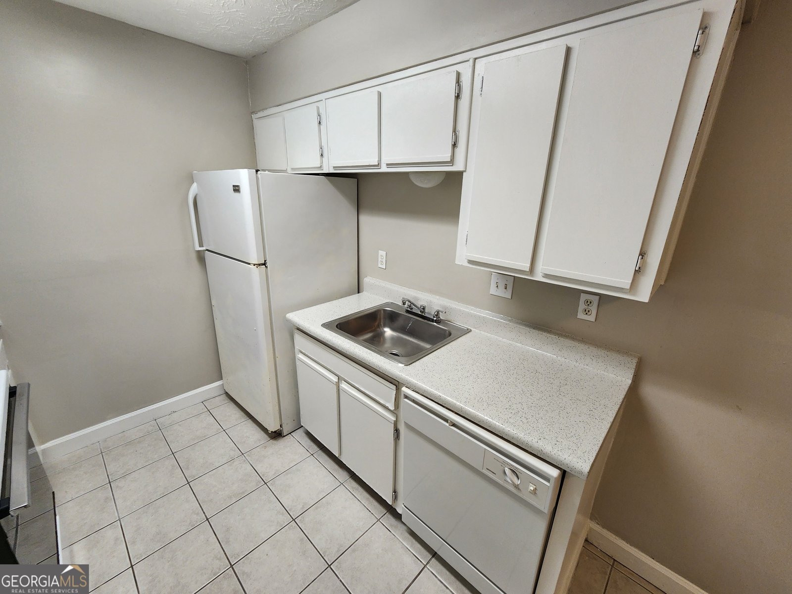 9400 Roberts Drive Sandy Springs - Photo 11