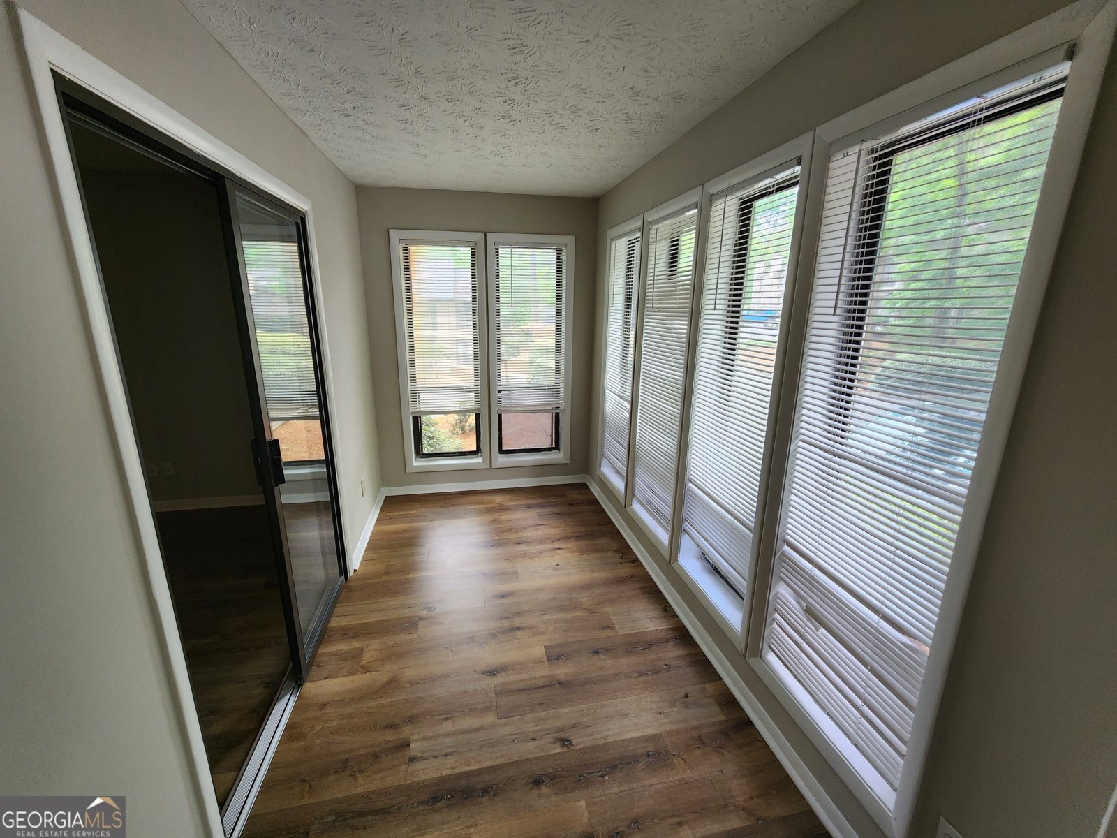 9400 Roberts Drive Sandy Springs - Photo 14