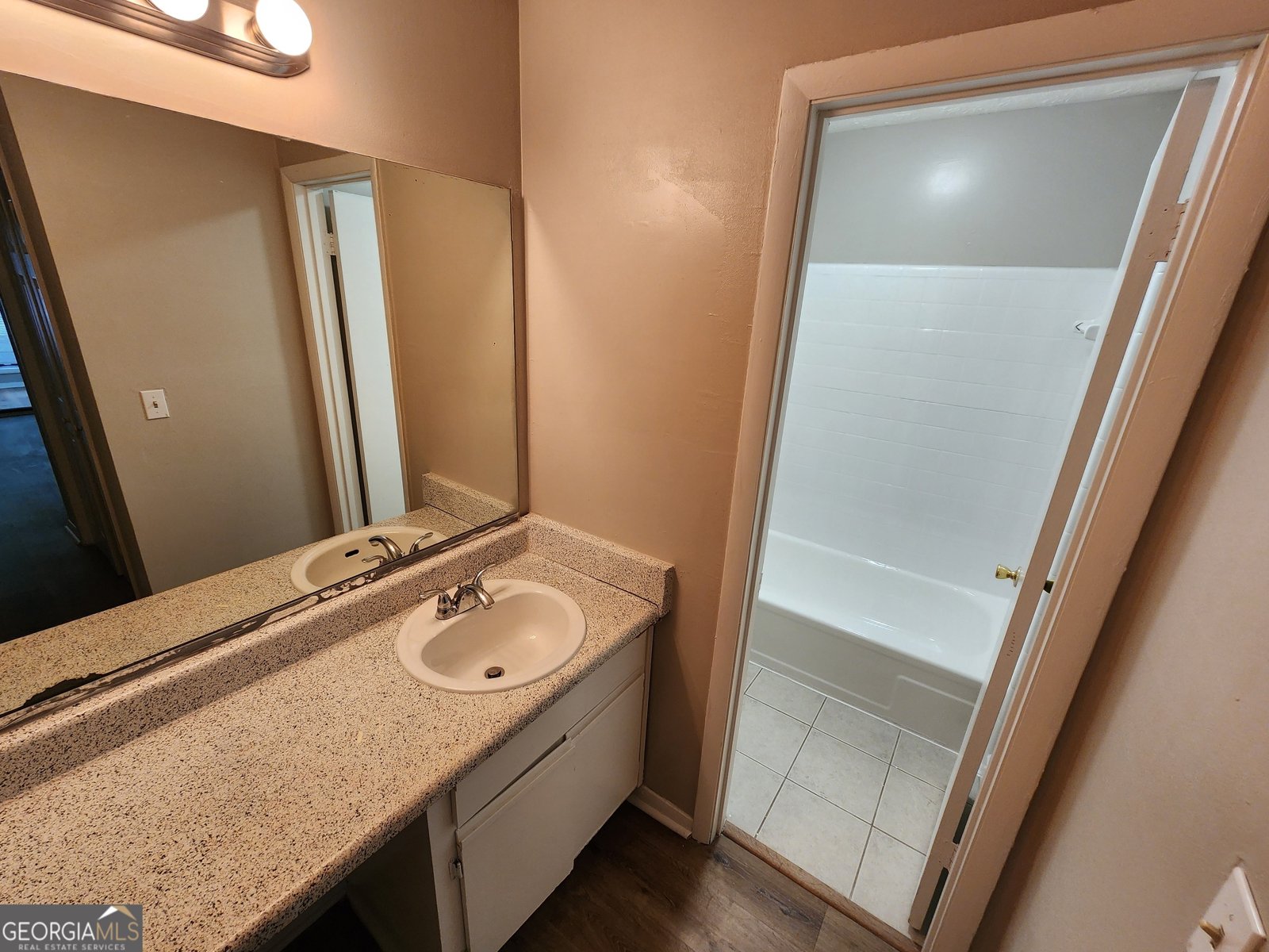 9400 Roberts Drive Sandy Springs - Photo 18