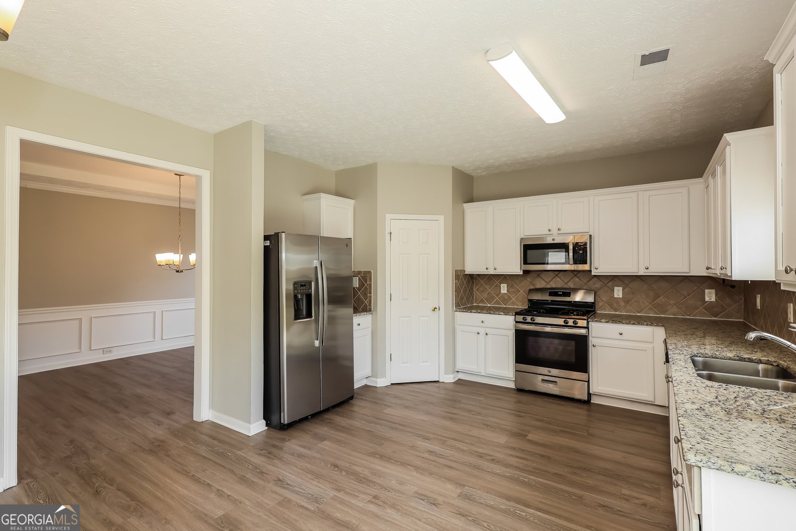 8931 Crestview Circle Union City - Photo 6