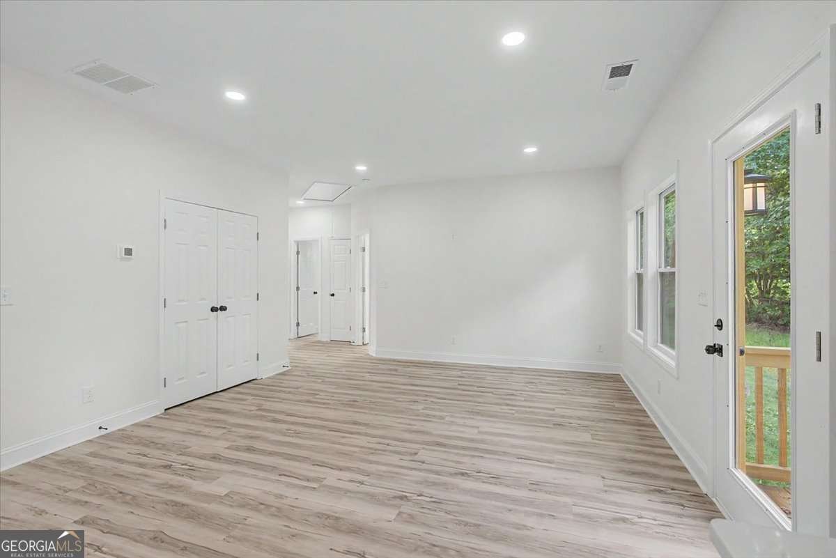 4621 Ashmore Drive Forest Park - Photo 14