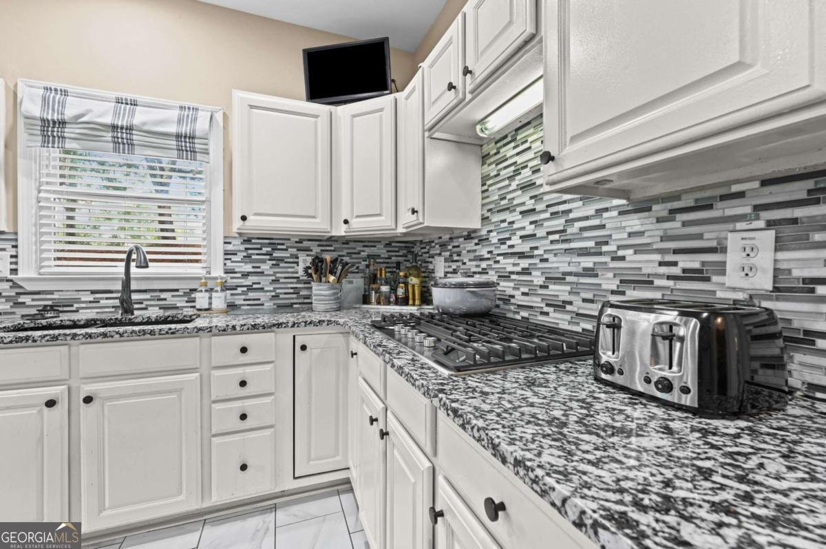 5942 Magnolia Ridge Stone Mountain - Photo 16