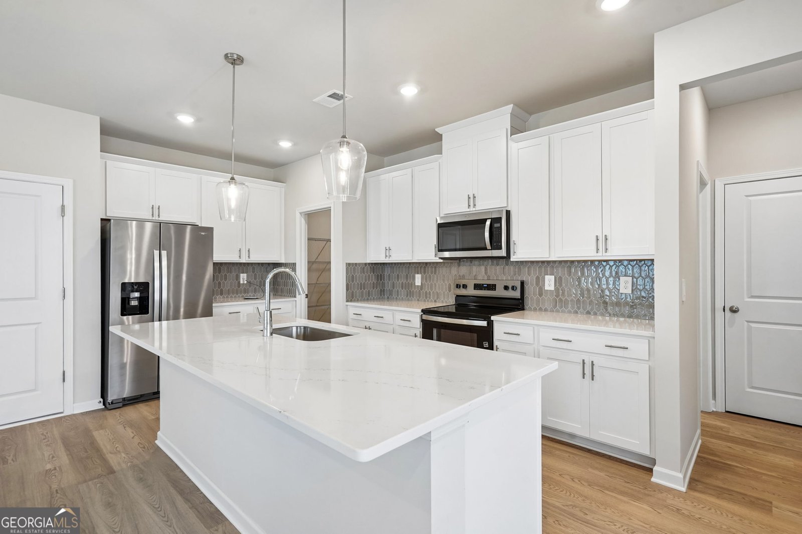 2865 Aralynn Way College Park - Photo 15