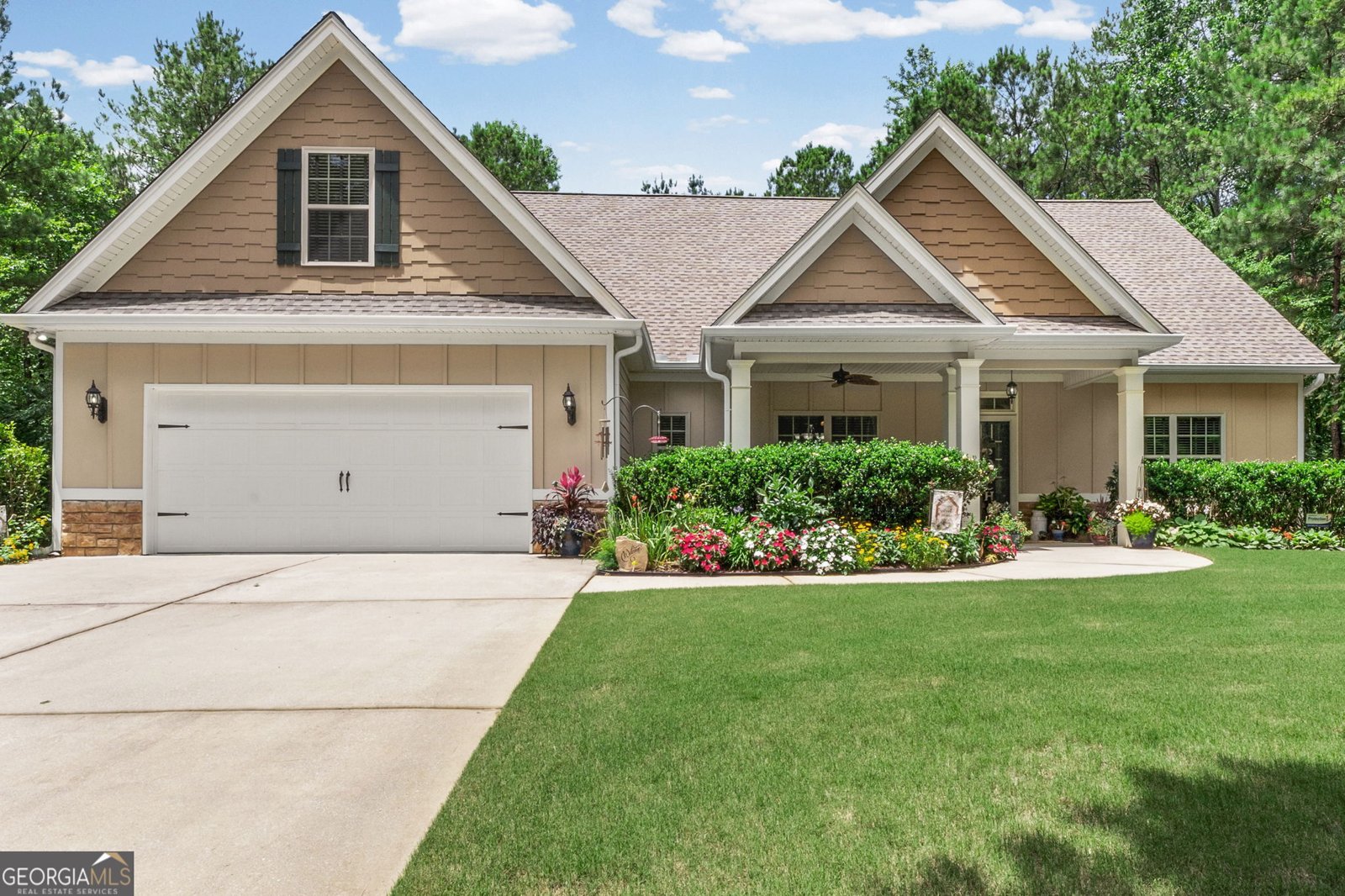 206 Cainbridge Park Drive Newnan - main photo