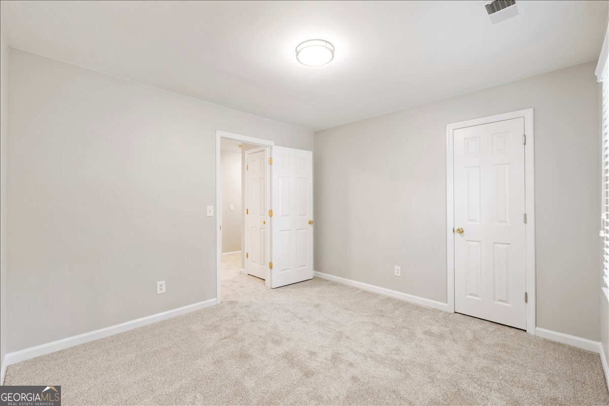 153 Lakeside Drive Kennesaw - Photo 42