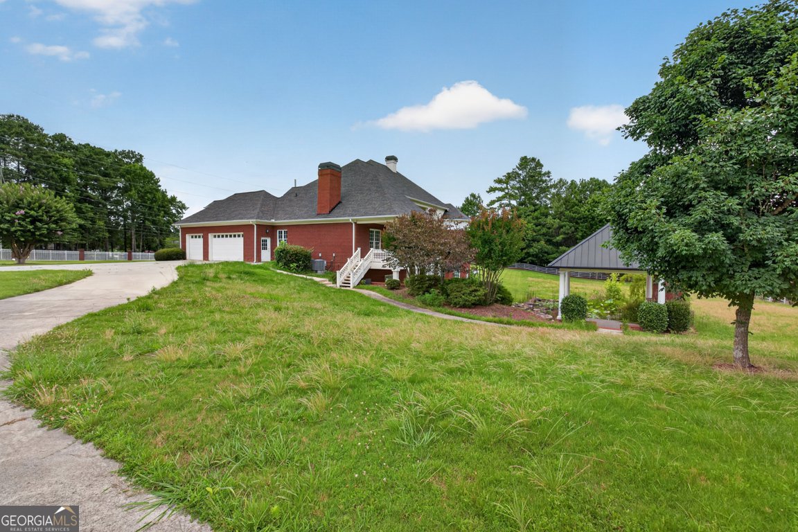 2835 Wallace Road Buford - Photo 10