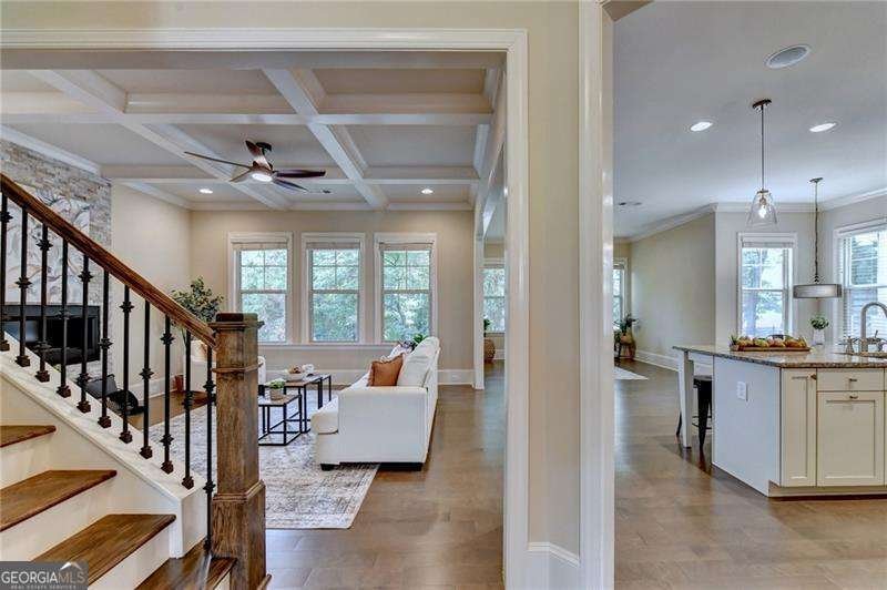 101 Spur Lane Alpharetta - Photo 7